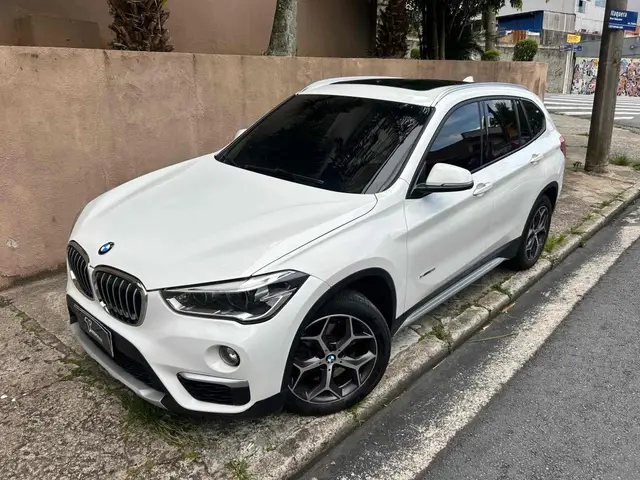 Carro BMW X1 2017 2.0 sDrive20i GP ActiveFlex