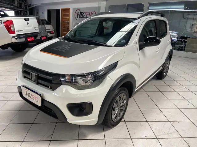 Carro Fiat Mobi 2024 Trekking 1.0