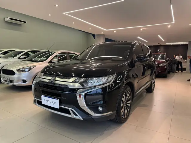 Carro Mitsubishi Outlander 2019 GLS 2.0 16V 5p Aut.