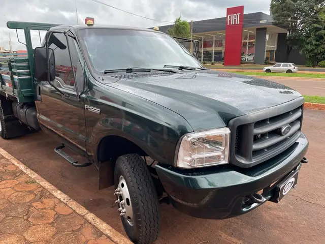 Carro Ford F-4000 2004 4x2