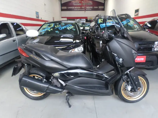 Moto Yamaha XMax 2021 250 (ABS)