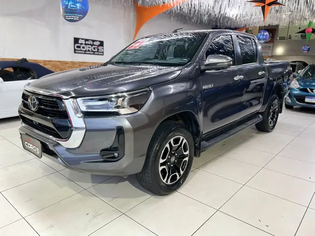 Carro Toyota Hilux Cabine Dupla 2023 SRX Limited 4x4 2.8 Diesel