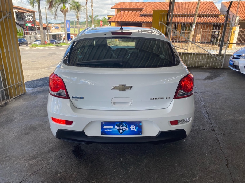 Chevrolet Cruze Sport6 LT 1.8 16V Ecotec (Flex)
