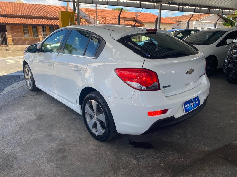 Chevrolet Cruze Sport6 LT 1.8 16V Ecotec (Flex)