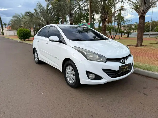 Carro Hyundai HB20S 2014 1.6 Comfort Plus (Aut) (Flex)