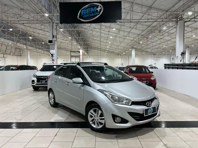 Carro Hyundai HB20S 2014 1.0 Comfort Plus (Flex)