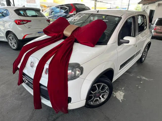 Carro Fiat Uno 2013 Sporting 1.4 8V (Flex) 4p