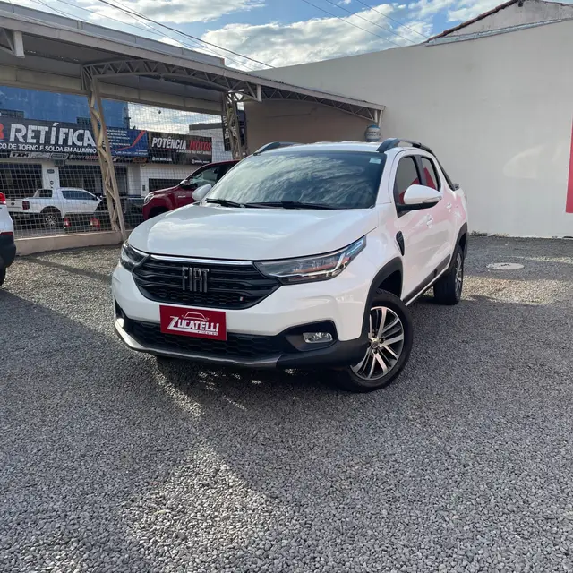 Carro Fiat Strada 2023 Volcano 1.3 CD (Flex)