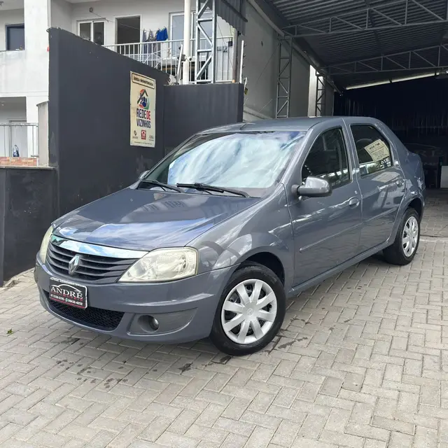 Carro Renault Logan 2013 Expression 1.0 16V (flex)