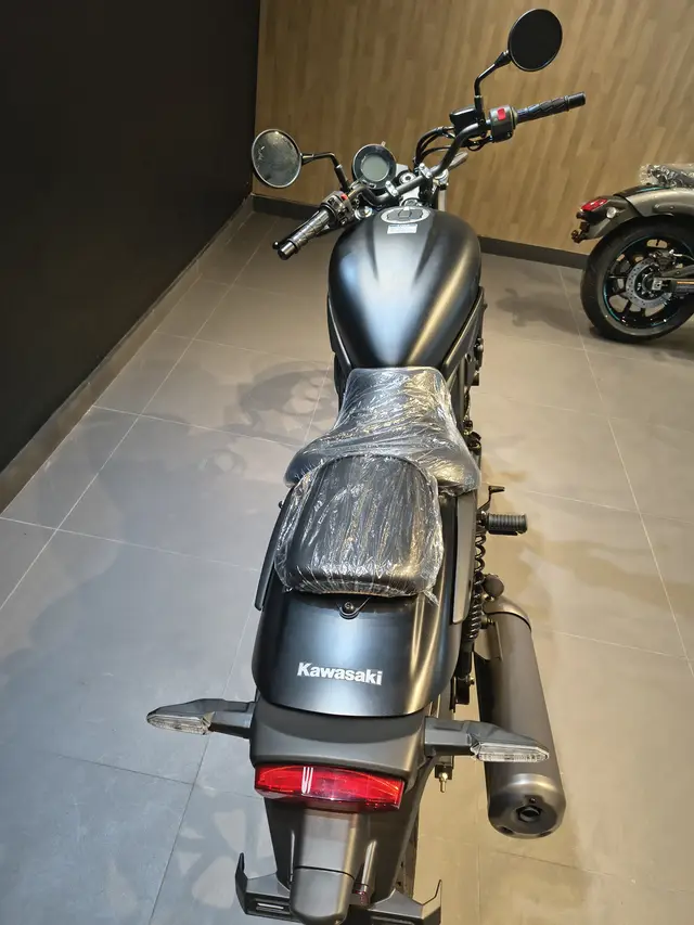 Moto Kawasaki Eliminator 500 2025 500