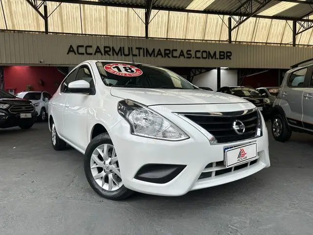 Carro Nissan Versa 2018 1.6 16V SV FlexStart CVT (Flex)