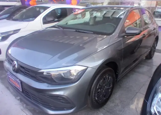 Carro Volkswagen Polo 2024 Track 1.0 Flex 12V 5p