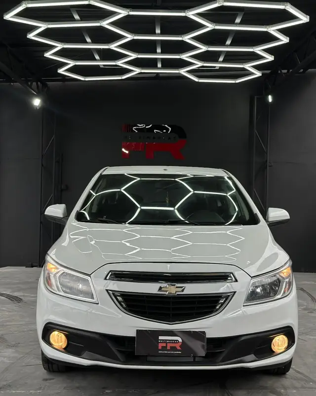 Carro Chevrolet Onix 2014 1.0 LT SPE/4