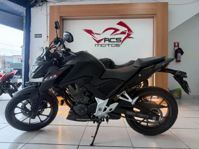 Moto Honda CB 300F Twister 2025 (ABS)