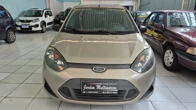 Carro Ford Fiesta Hatch 2011 1.0 (Flex)