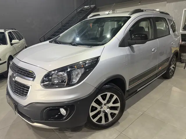 Carro Chevrolet Spin 2018 Activ 1.8 (Flex) (Aut)