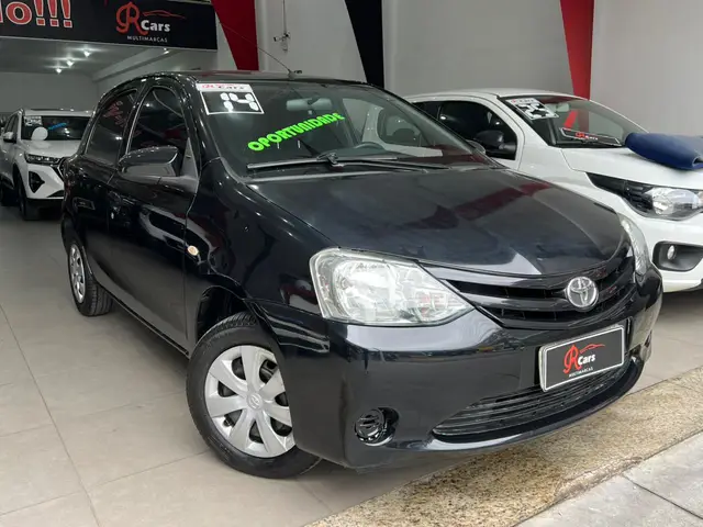 Carro Toyota Etios 2014 XS 1.5 (Flex)
