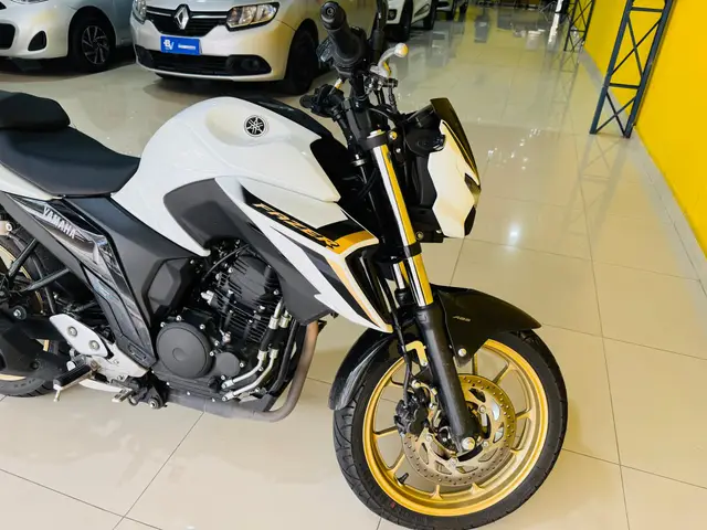Moto Yamaha Fazer FZ25 2025 Connected
