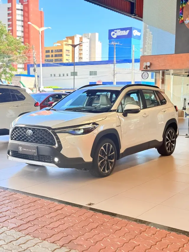 Carro Toyota Corolla 2023 Altis Hybrid 1.8 Flex