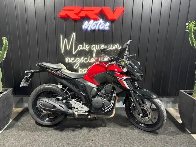 Moto Yamaha Fazer FZ25 2024 Flex
