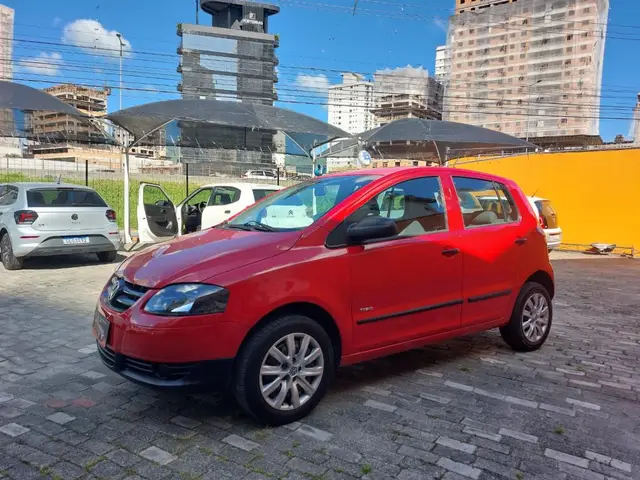Carro Volkswagen Fox 2010 1.0 8V (Flex) 4p