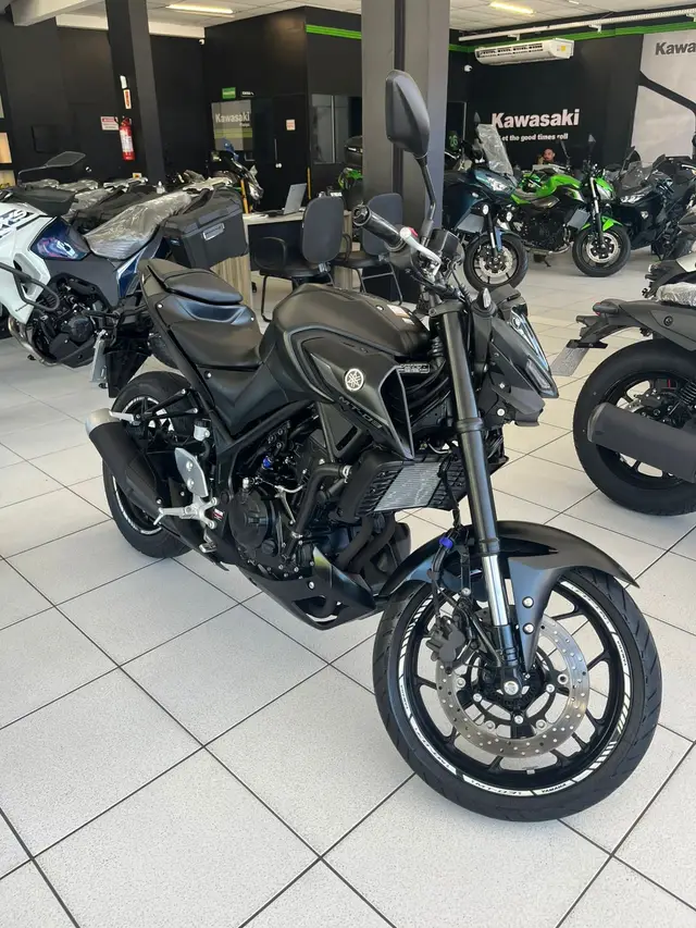 Moto Yamaha MT-03 2025 ABS
