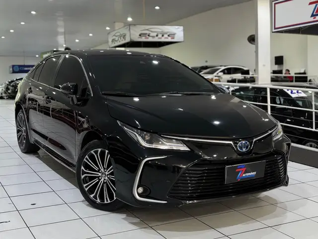 Carro Toyota Corolla 2023 Altis Hybrid Premium 1.8 Flex