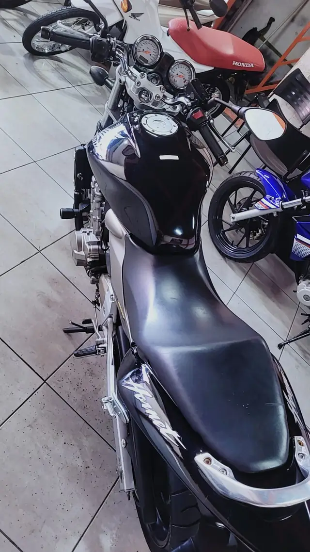 Moto Honda CB 600F 2005 Hornet