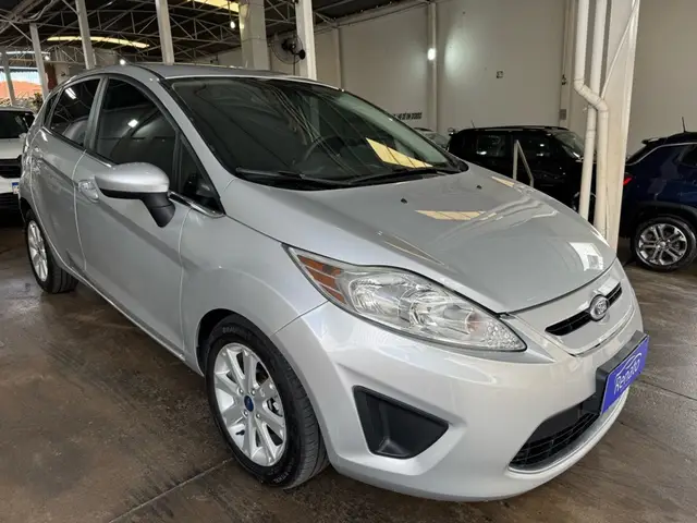 Carro Ford New Fiesta Hatch 2012 SE 1.6 16V (Flex)