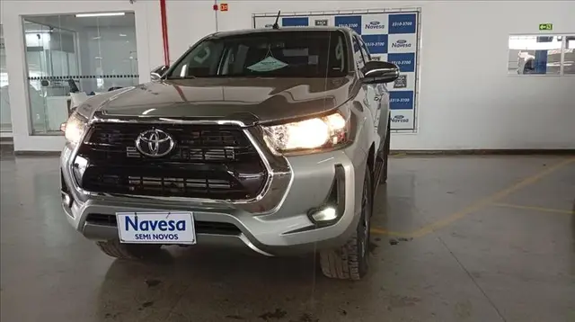 Carro Toyota Hilux Cabine Dupla 2024 SRV 4x4 2.8 Diesel