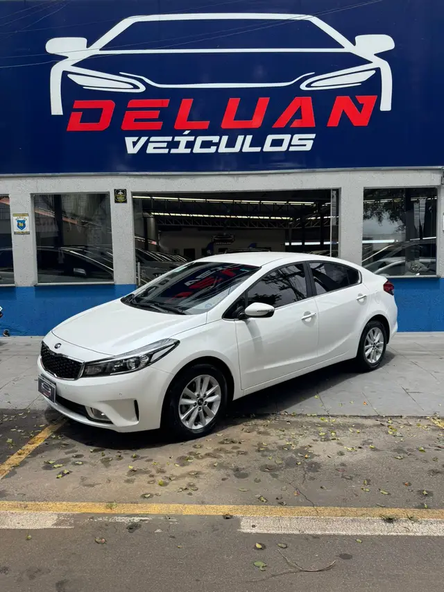 Carro Kia Cerato 2018 SX 1.6 (Aut) (Flex)