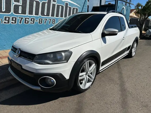 Carro Volkswagen Saveiro 2015 Cross 1.6 16v MSI CE (Flex)