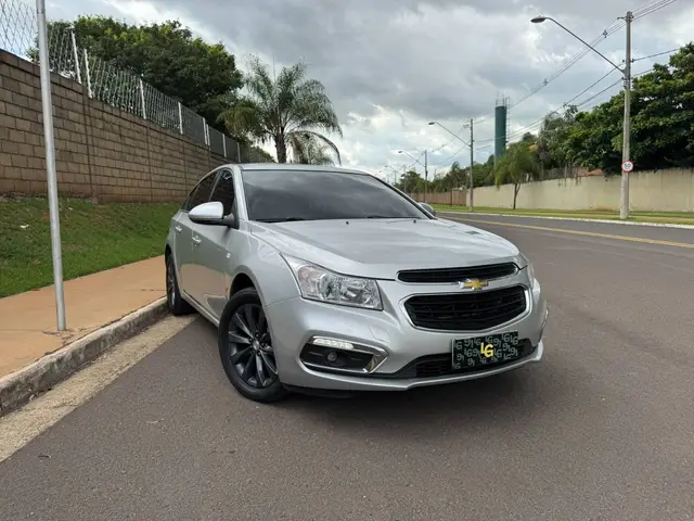 Carro Chevrolet Cruze Sport6 2016 LTZ 1.8 16V Ecotec (Aut) (Flex)
