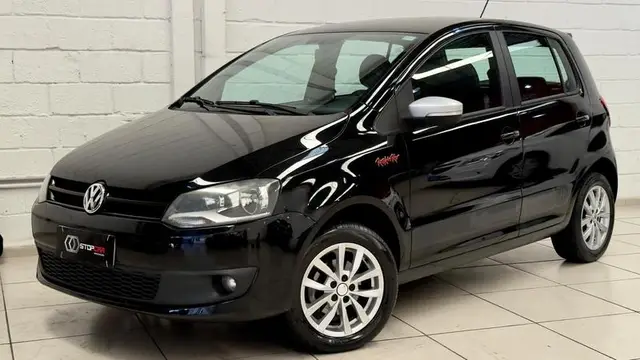 Carro Volkswagen Fox 2014 1.6 VHT Rock in Rio (Flex)