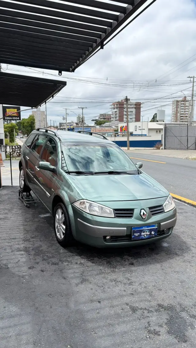 Carro Renault Megane Grand Tour 2007 Mégane Grand Tour Dynamique 1.6 16V (flex)