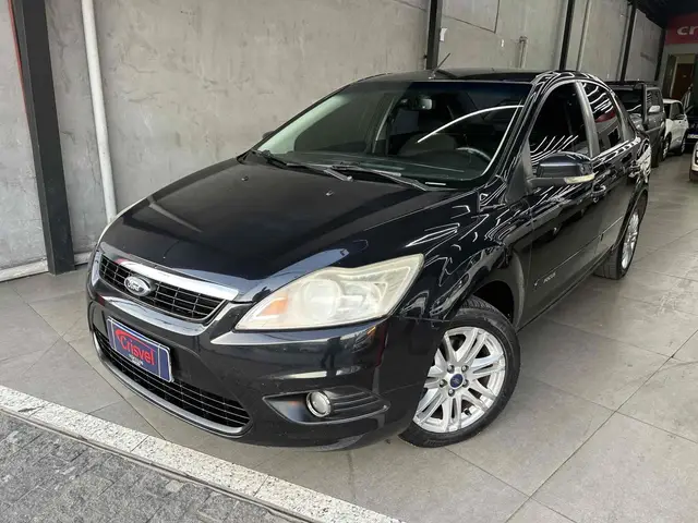 Carro Ford Focus Hatch 2013 GLX 2.0 16V (Flex) (Aut)