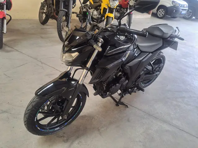 Moto Yamaha YS 250 Fazer 2021 ABS