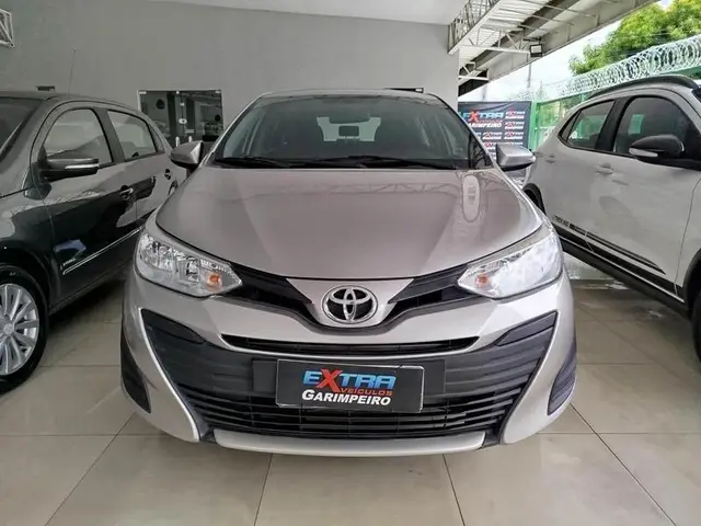 Carro Toyota Yaris Sedan 2020 1.5 XL Plus Connect CVT (Flex)