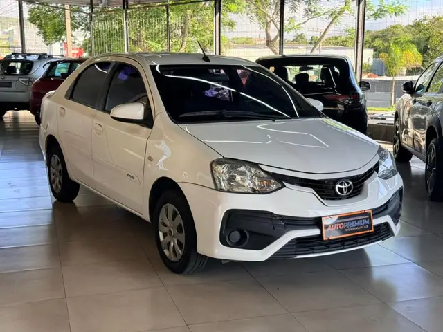 Carro Toyota Etios 2018 XS 1.5 (Aut) (Flex)