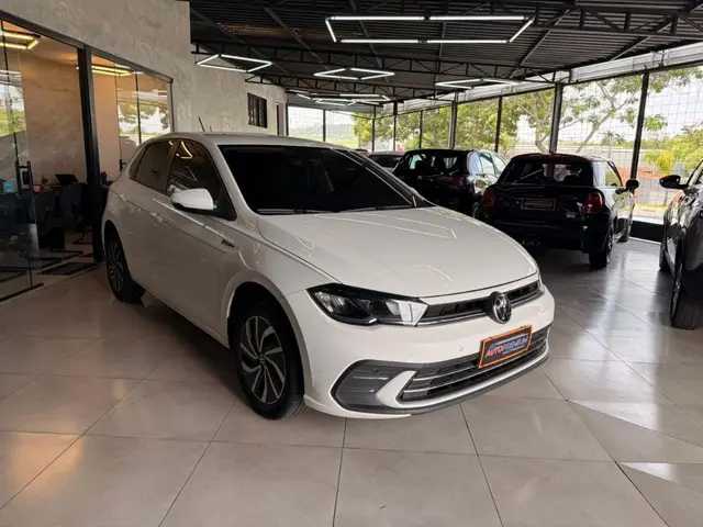 Carro Volkswagen Polo 2023 Highline (Aut) (Flex)