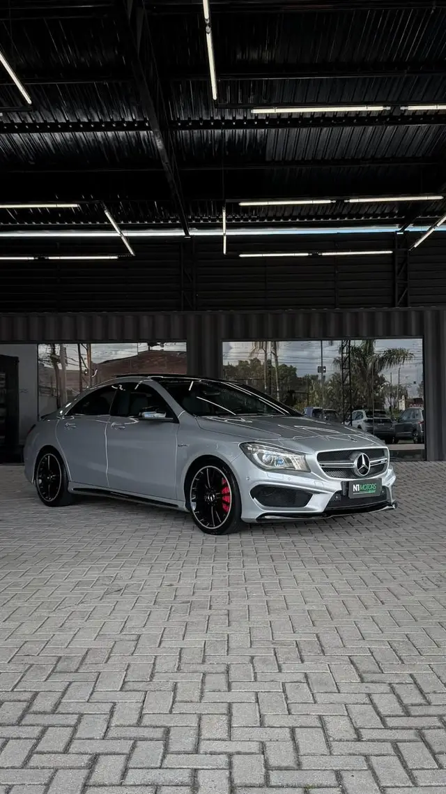 Carro Mercedes-Benz CLA 45 AMG 2015 4Matic DCT