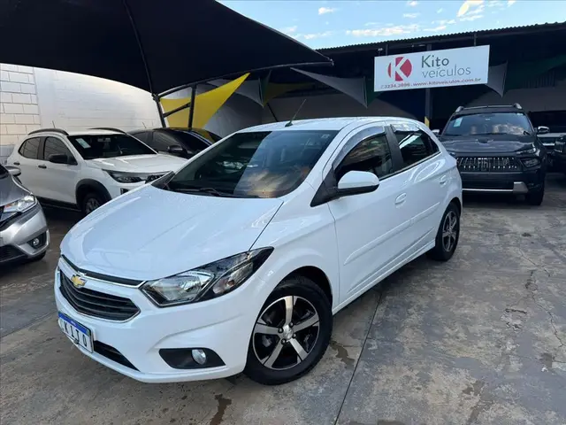 Carro Chevrolet Onix 2018 1.4 LTZ SPE/4