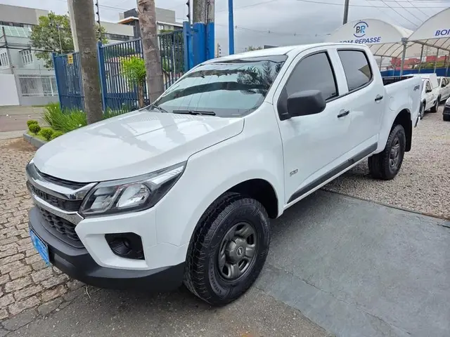 Carro Chevrolet S10 Cabine Dupla 2022 S10 2.8 CTDI LS 4WD (Cabine Dupla)