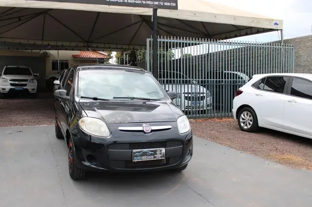 Carro Fiat Palio 2014 Attractive 1.0 8V (Flex)