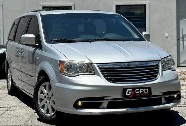 Carro Chrysler Town & Country 2012 3.6 Limited