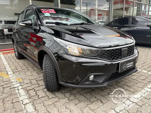 Carro Fiat Argo 2023 Trekking 1.3 (Flex)