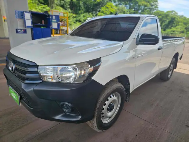 Carro Toyota Hilux Cabine Simples 2021 2.8 TDI CS 4x4