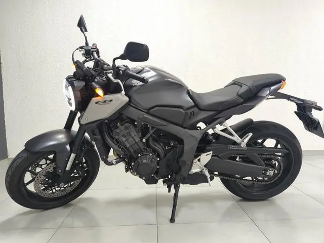 Moto Honda CB 650R 2024 (ABS)