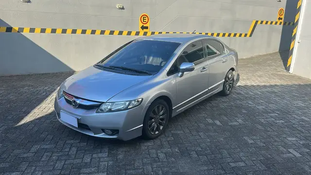 Carro Honda Civic 2011 New  LXL SE 1.8 i-VTEC (Aut) (Flex)