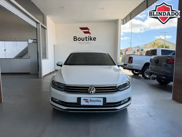 Carro Volkswagen Passat 2018 Highline 2.0 TSI DSG